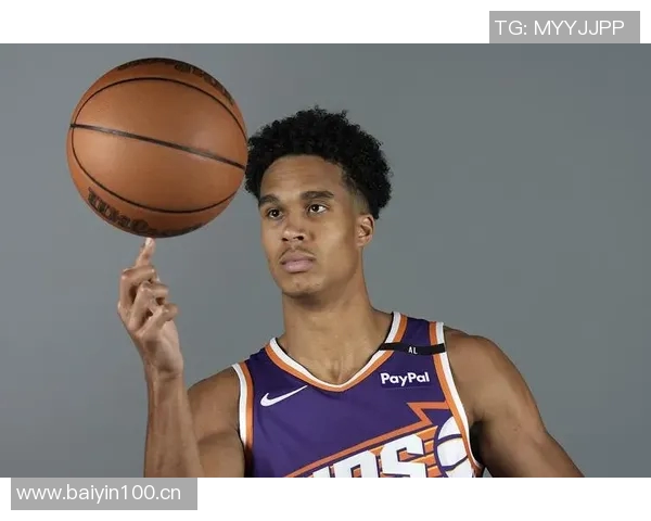 伊戈达罗表现出色22分钟内高效贡献12分3板3帽展现实力 伊戈达罗表现出色22分钟内高效贡献12分3板3帽展现实力