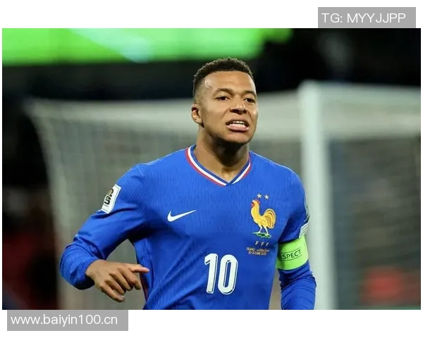 姆巴佩脚踝受伤后仍坚持为国家队出战再度扭伤引发关注 姆巴佩脚踝受伤后仍坚持为国家队出战再度扭伤引发关注