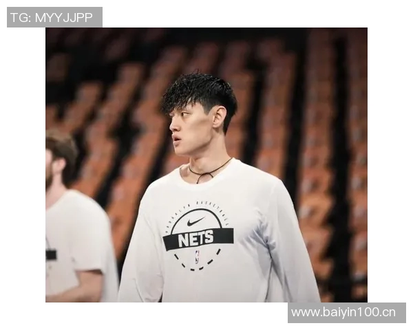 中国赛半场战报布克贡献11分曾凡博未登场托马斯状态火热助太阳暂时领先篮网 中国赛半场战报布克贡献11分曾凡博未登场托马斯状态火热助太阳暂时领先篮网