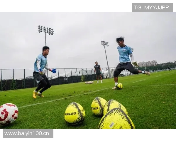 申花一线队国庆假期后重返训练场备战新赛季 申花一线队国庆假期后重返训练场备战新赛季