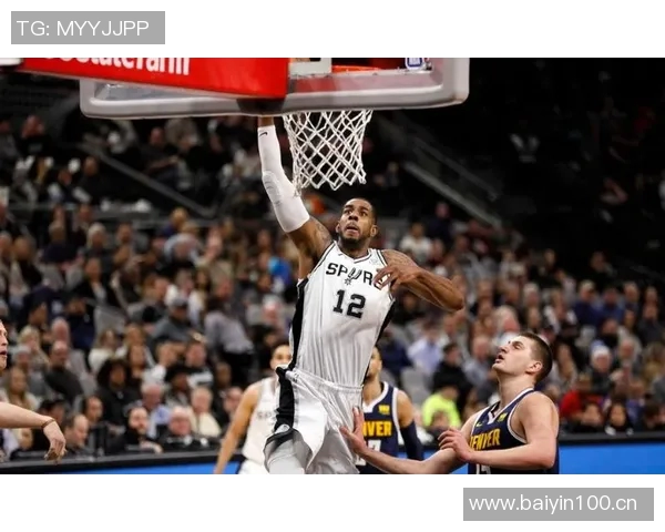 贝弗利称库兹马应为首发球员瑞安罗林斯成功把握机会展现实力 贝弗利称库兹马应为首发球员瑞安罗林斯成功把握机会展现实力