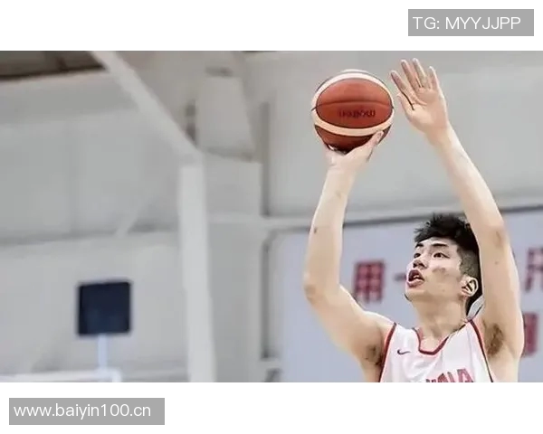 余嘉豪世预赛后紧急回归西乙赛场极限操作引发关注