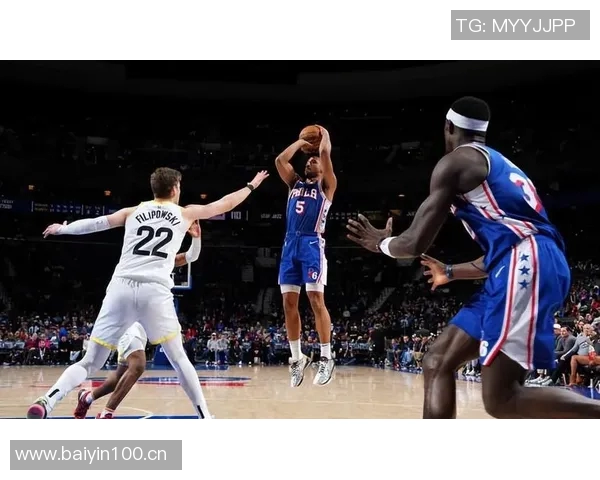 格莱姆斯外线火力全开13投7中三分精准6中4独揽22分助攻抢断齐飞