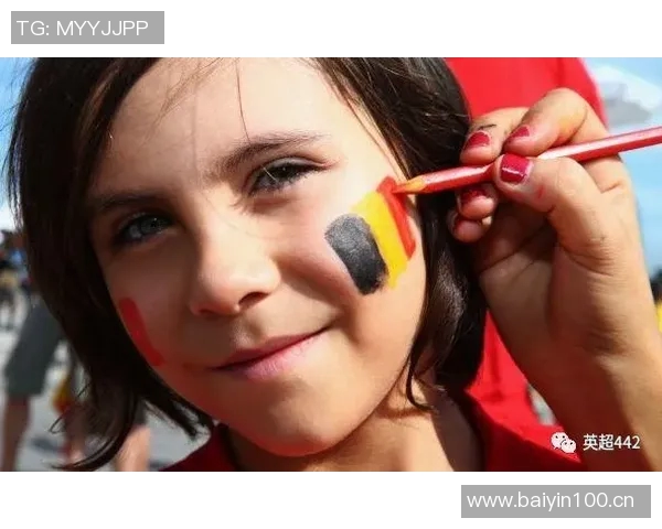 孔帕尼为妻子庆祝40岁生日专程回曼市包下豪华酒店盛大庆典 孔帕尼为妻子庆祝40岁生日专程回曼市包下豪华酒店盛大庆典