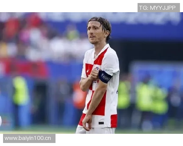 莫德里奇坚信智慧才是足球的关键身高与力量并非决定因素 莫德里奇坚信智慧才是足球的关键身高与力量并非决定因素